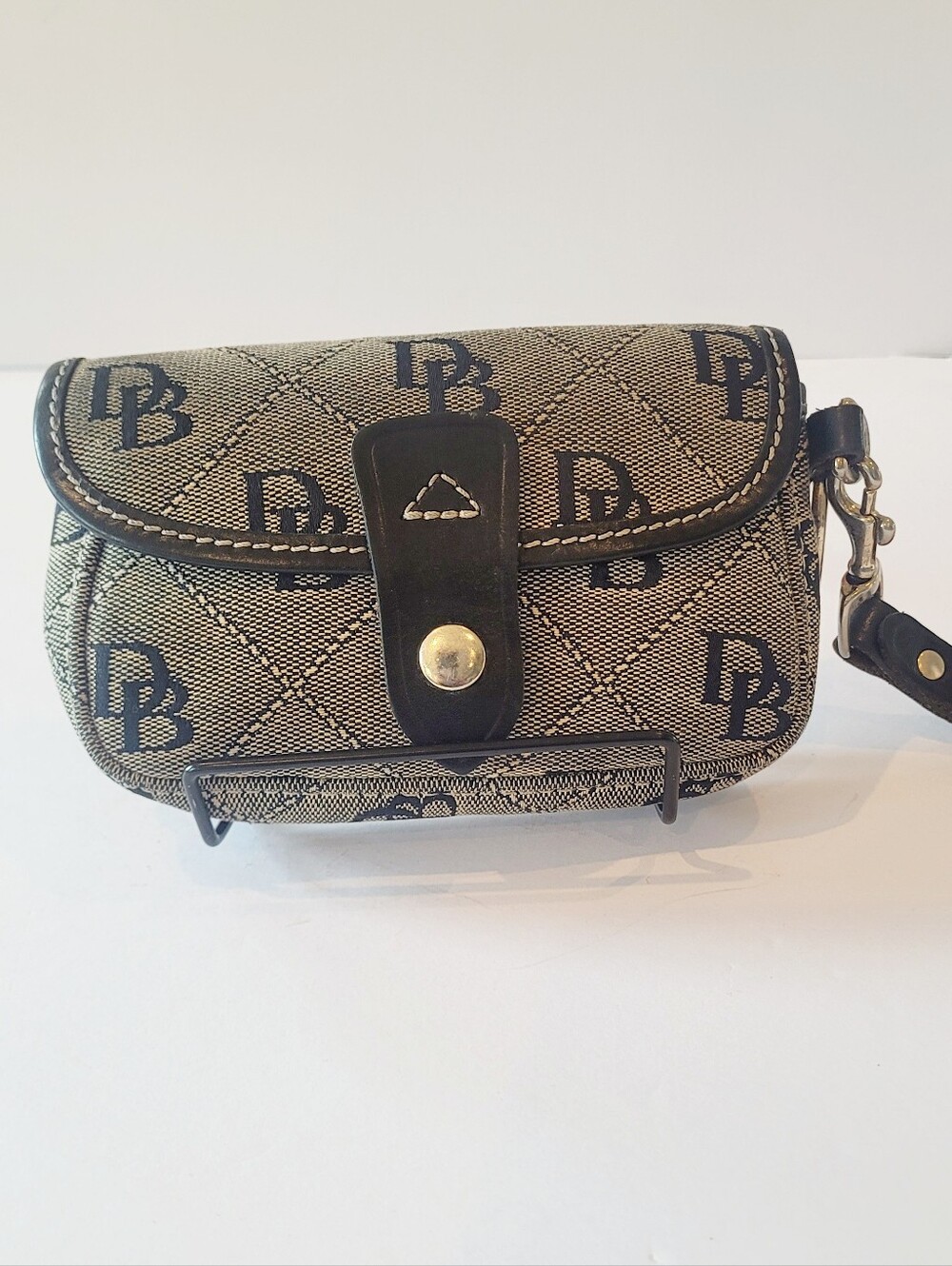 Dooney & Bourke Vintage Made In USA - Picture 1 of 6